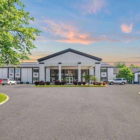 Econo Lodge Erie Exterior foto